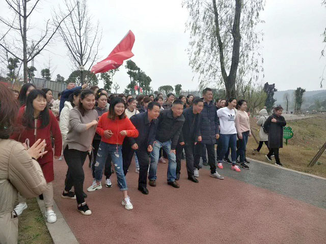 a744ab5e218063f21e5efa22613623e.jpg